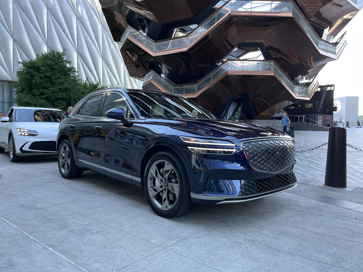 Genesis GV70 Électrifié 2024 | Crédit: Germain Goyer