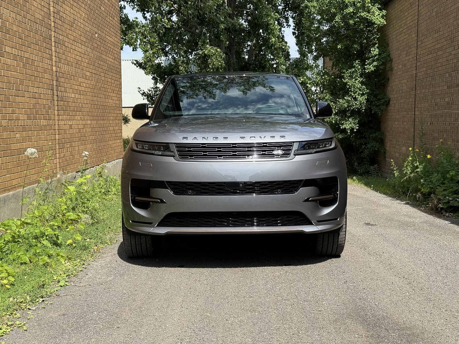 Essai routier Range Rover Sport P550e 2024 : Un véhicule qui comble ...