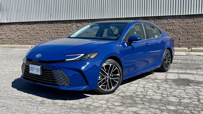 Toyota Camry hybride XLE AWD 2025 | Photo: Germain Goyer