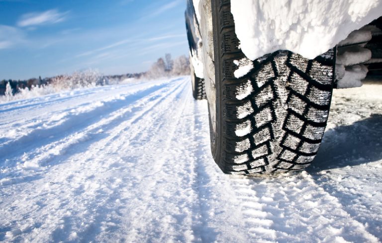 Cinq meilleurs pneus d'hiver