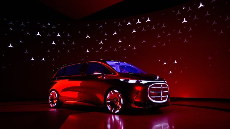 Mercedes-Benz amène le Vision V à Montréal alors que les VLE et VLS approchent de la production