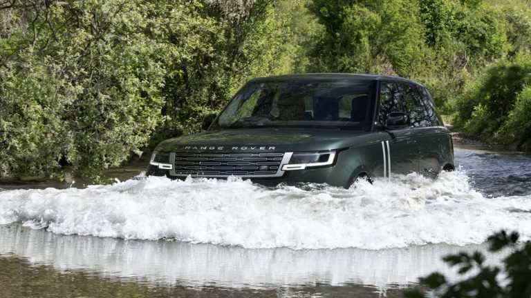 Range Rover Electric 2027 : 542 chevaux, 535 km d’autonomie pour le VUS de grand luxe