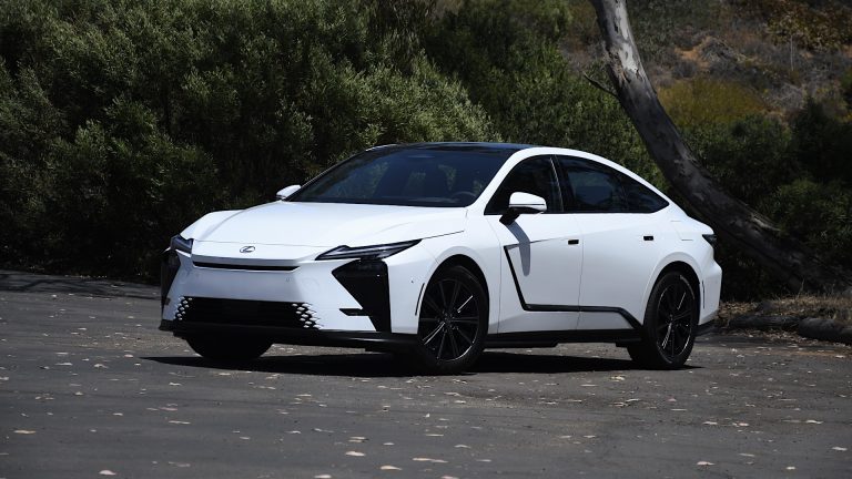 La production de Lexus suspendue après un séisme de magnitude 7,1 ce matin au Japon