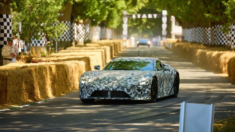 Lexus fait monter la cote de Goodwood à son concept LFA pour sa première démonstration dynamique publique