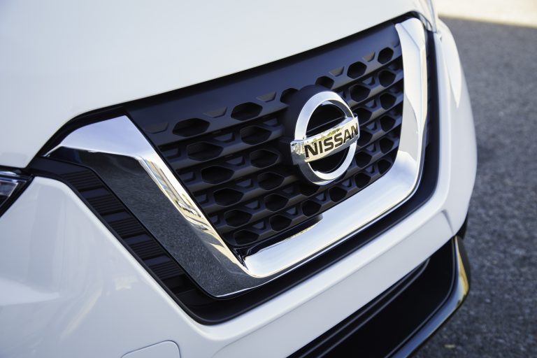 3500 véhicules Nissan à la dérive dans le Pacifique