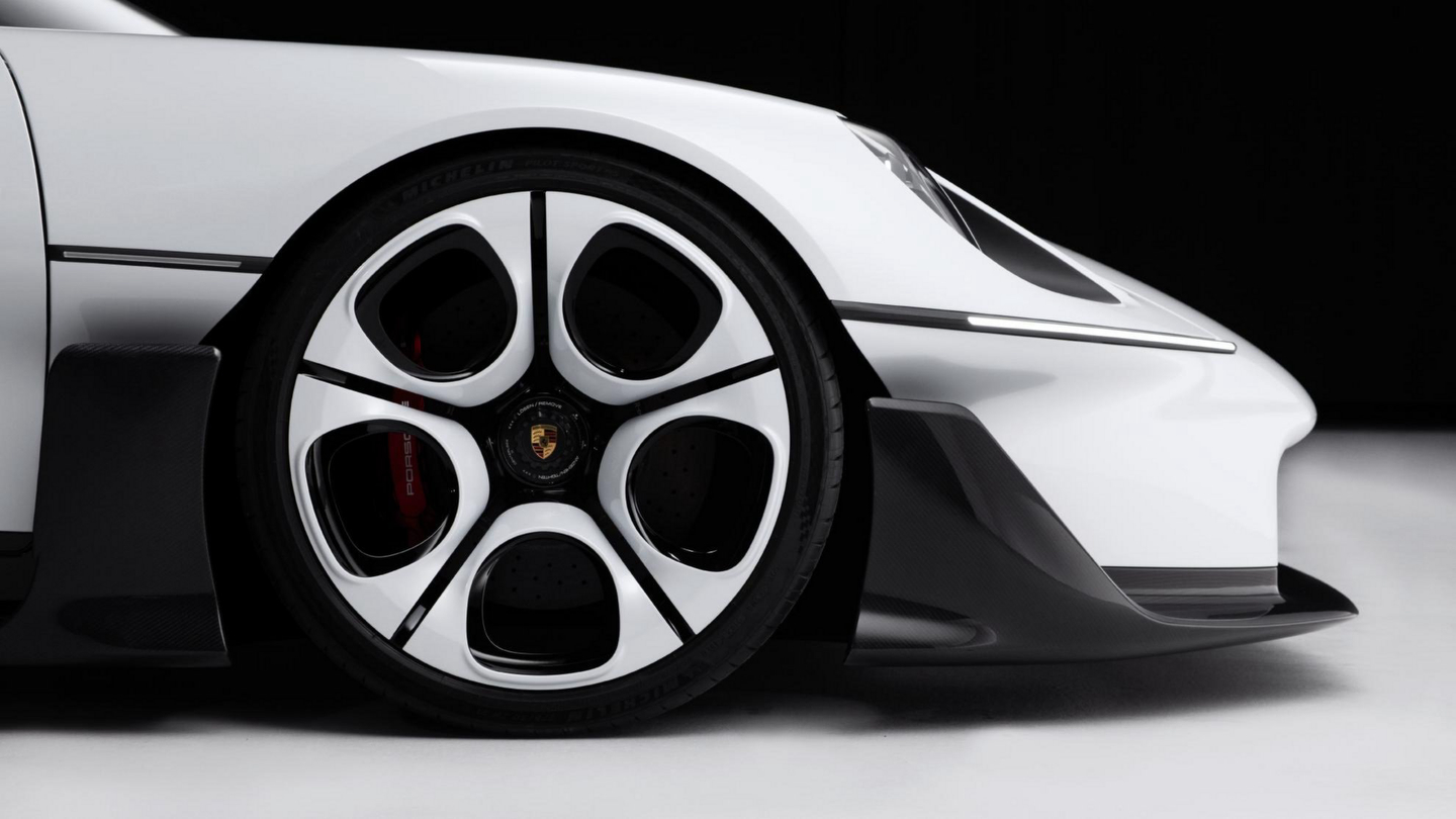 Porsche Mission S