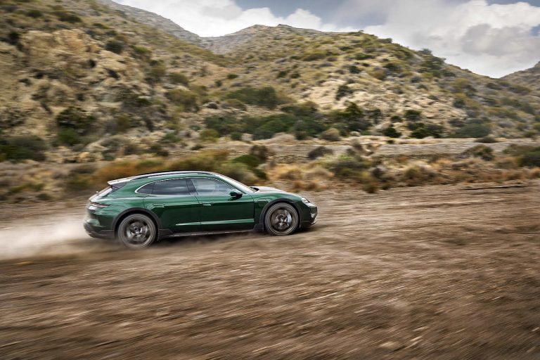 La Nouvelle Porsche Taycan 2025 : Plus de puissance, plus d&rsquo;autonomie, toujours excitante
