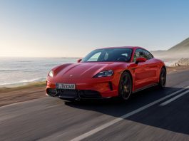 La Porsche Taycan 2027 arrive avec des passages de rapports simulés et un nouveau système d’infodivertissement
