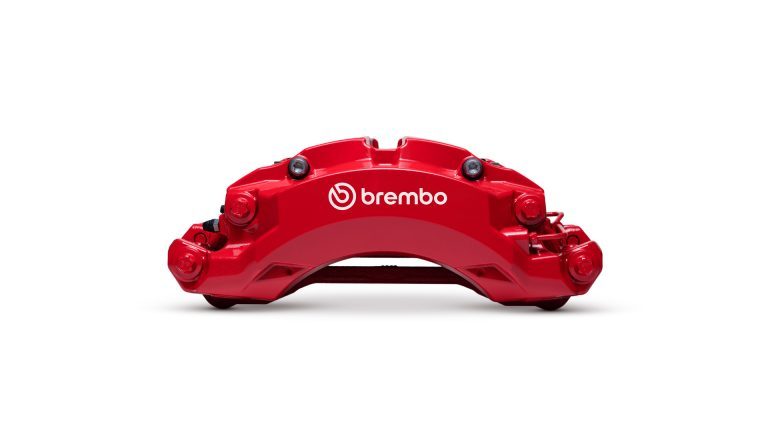 Les freins les plus puissants jamais conçus par Brembo font leurs débuts sur le Chevrolet Silverado EV Stars and Steel Edition