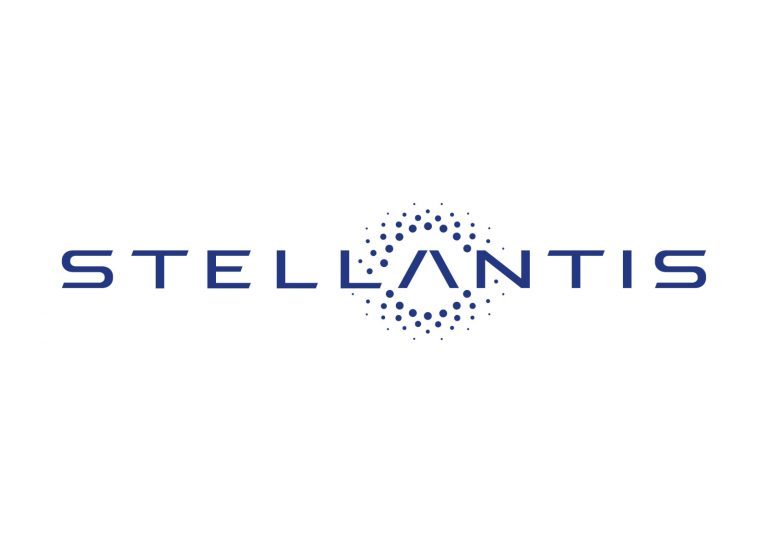 Stellantis et Foxconn s’associent pour des semi-conducteurs