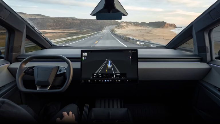 L’enquête de la NHTSA sur le FSD de Tesla entre dans une phase pouvant mener à un rappel et vise 3,2 millions de véhicules
