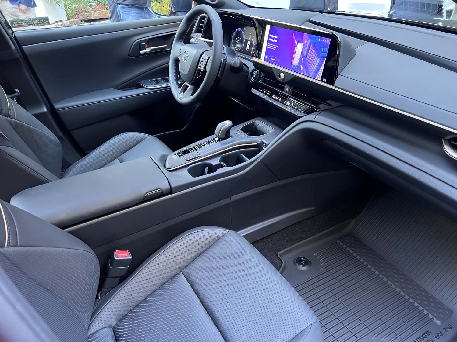 Toyota Crown Platinum 2023