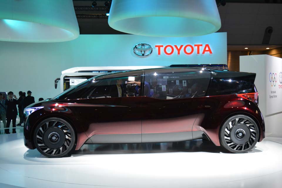 Toyota Fine Comfort Ride concept