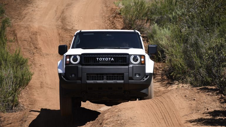 Toyota conserve la première place, mais BMW progresse dans la popularité des recherches mondiales
