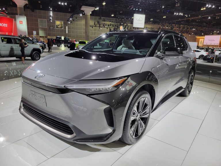 Toyota offre maintenant un système résidentiel de capture de l’énergie qui peut fonctionner de concert avec le BZ4X