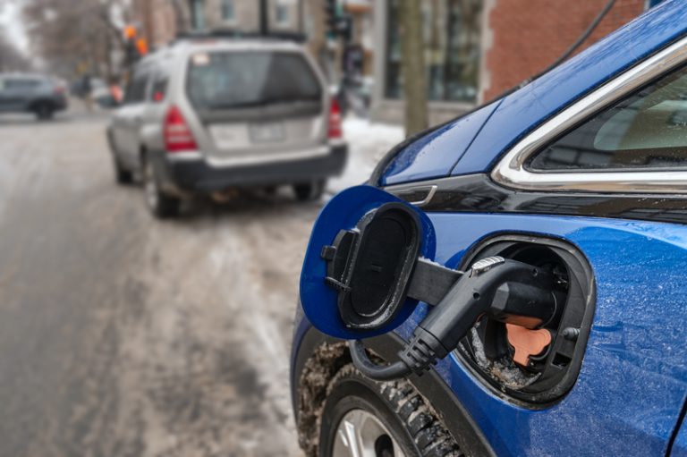 Autonomie des véhicules électriques en hiver : jusqu’à 50 % moins en fonction des conditions
