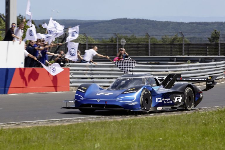 La Volkswagen ID.R établit un autre record