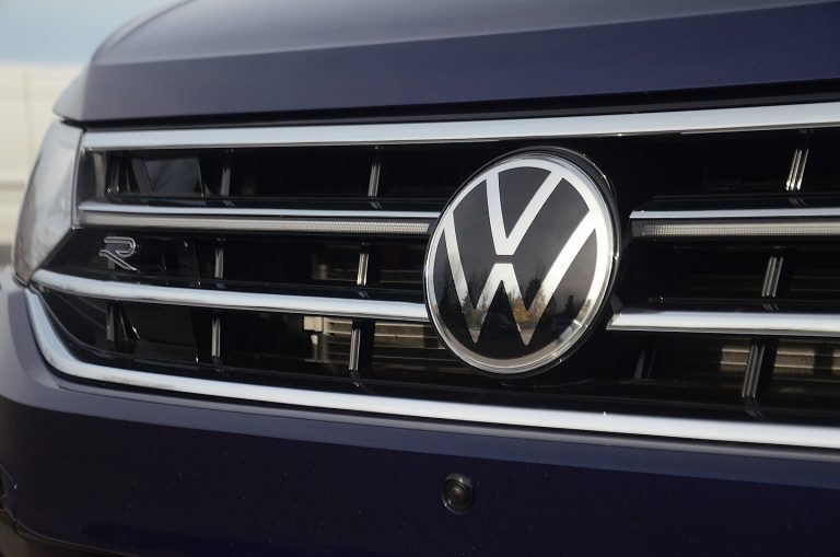 Volkswagen utilisera du lithium carboneutre dans ses batteries de véhicules électriques à partir de 2026