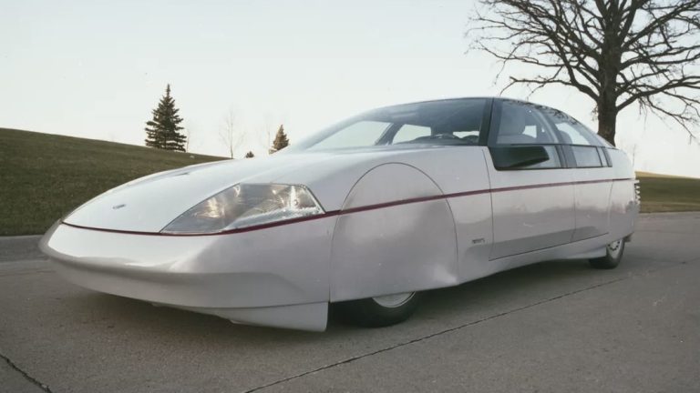 Un concept de 1983 de la Ford Probe IV cru perdu refait surface sur Marketplace!