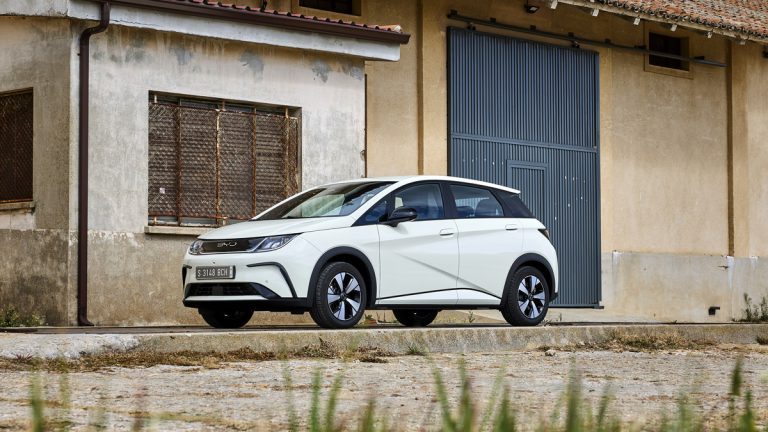 BYD, Chery et Geely avancent leurs plans d’entrée sur le marché canadien dès la fin de 2026