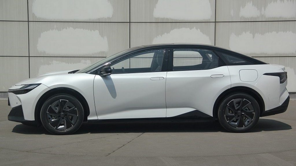 Toyota bZ3 | Photo: MIIT