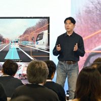Un responsable de 42dot présente une visualisation de la conduite de bout en bout | Hyundai Motor Group Présentation d'une visualisation de conduite de bout en bout chez 42dot