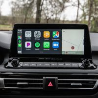 Écran tactile central et commandes de climatisation du Kia Seltos 2021 | Kia Écran tactile central du Kia Seltos 2021 avec Apple CarPlay