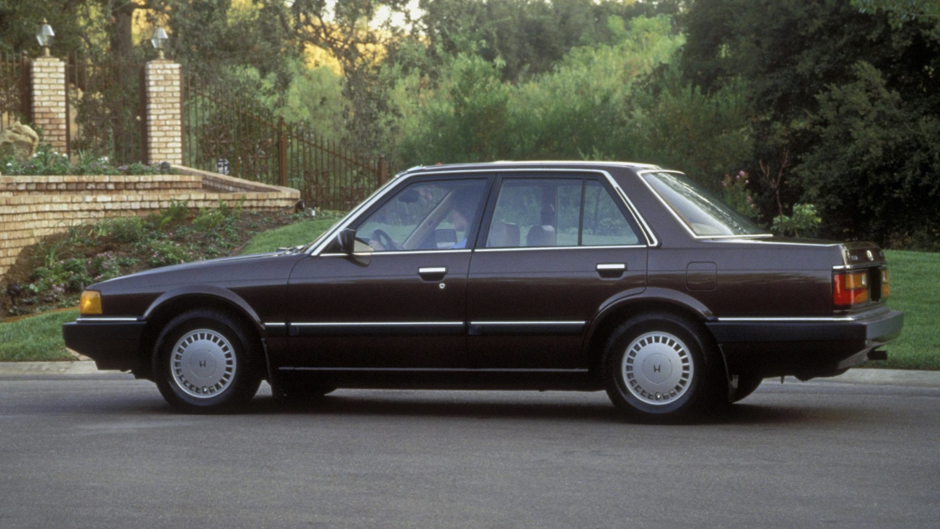 1985 Honda Accord SE-i Sedan.