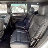 2025 Cadillac XT6 | Photo: Germain Goyer