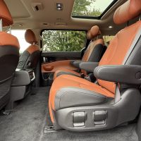 2025 Kia Carnival SX+ HEV | Photo: Matt St-Pierre