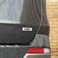 2025 Kia Carnival SX+ HEV | Photo: Matt St-Pierre