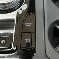 2025 Kia Carnival SX+ HEV | Photo: Matt St-Pierre