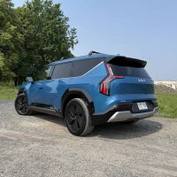 2025 Kia EV9 Land AWD | Photo: Matt St-Pierre