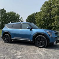 2025 Kia EV9 Land AWD | Photo: Matt St-Pierre