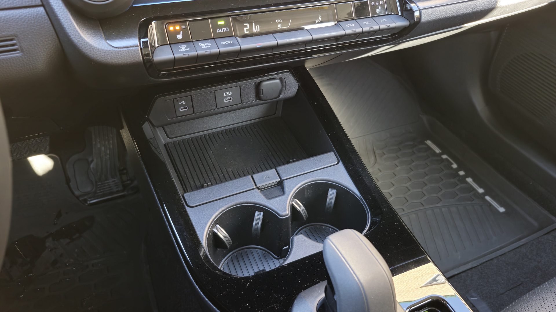 2026 Toyota Prius PHEV Nightshade | Photo: Anthony Lemonde