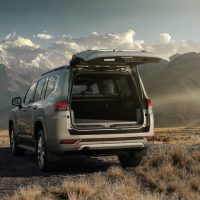 2026 Toyota Land Cruiser 300 Performance Hybrid | Photo: Toyota