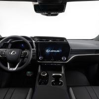 2026 Lexus RZ 550e | Photo: Lexus