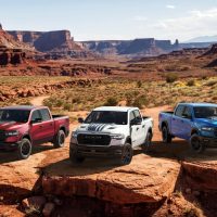 Trio de Ram 1500 2026