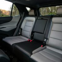 Banquette arrière complète Equinox 2018, sellerie deux tons | GM Canada Banquette arrière complète Equinox 2018, sellerie deux tons
