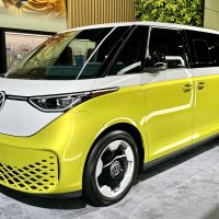 Volkswagen ID. Buzz au Salon de l'auto de Los Angeles 2024 | Photo: Germain Goyer Volkswagen ID. Buzz au Salon de l'auto de Los Angeles 2024 | Photo: Germain Goyer