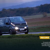 Kia PV5 Cargo GUINNESS WORLD RECORDS title/ 693.38 km on a single charge | Photo: Kia