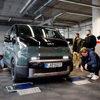 Kia PV5 Cargo GUINNESS WORLD RECORDS title/ 693.38 km on a single charge | Photo: Kia