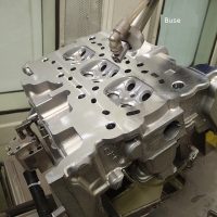 Buse robotisée de projection à froid sur la culasse | Nissan Buse robotisée de projection à froid sur la culasse
