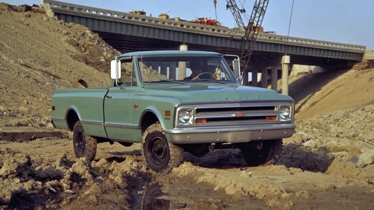 Voyage dans le temps : le parcours peu ordinaire du Chevrolet Silverado depuis 1947