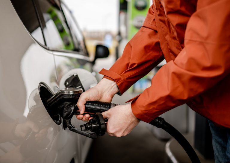 La taxe d’accise fédérale sur l’essence et le diesel suspendue à Ottawa jusqu’en septembre