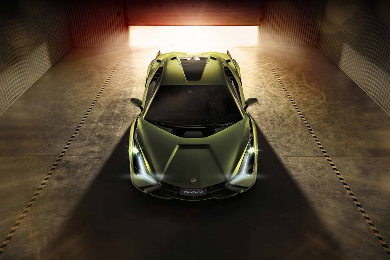 Le premier véhicule électrique Lamborghini arrivera en 2027 ou en 2028