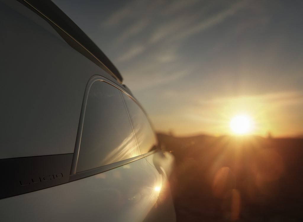 lucid-suv